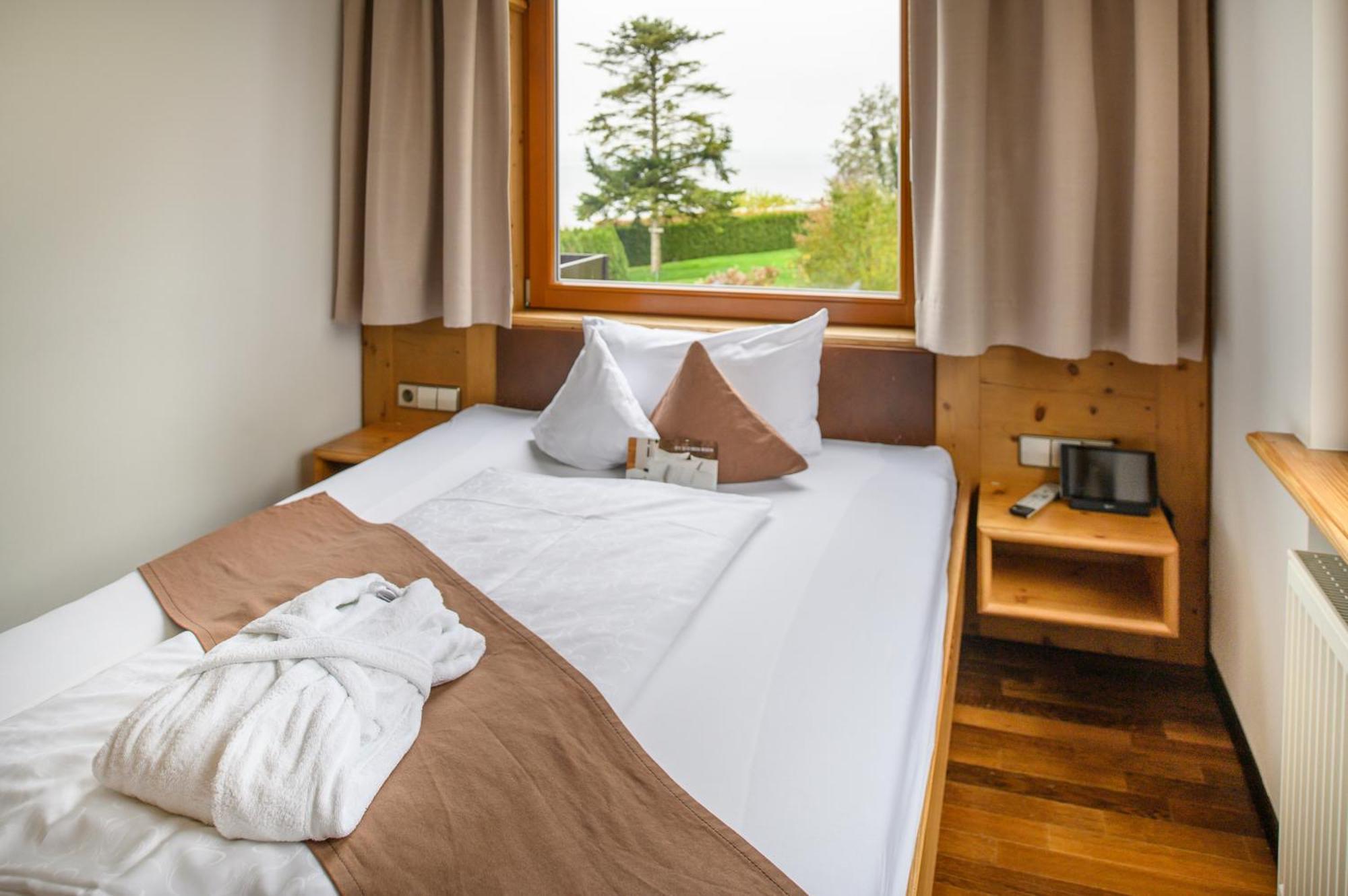 Hotel Heinzler Am See Immenstaad am Bodensee Rom bilde